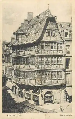 France Strasbourg vieille maison architecture typique