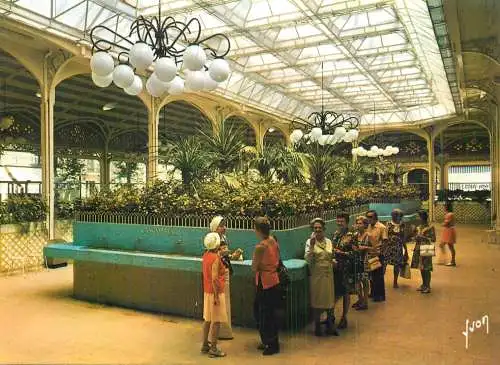 France Vichy grande source