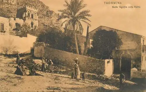 Italy Taormina Badia vecchio colla Palma