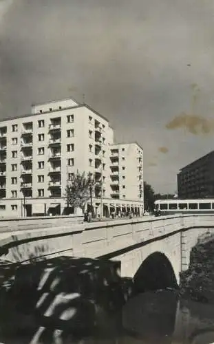 Romania Bucuresti Cheiul Dambovitei - constructii noi