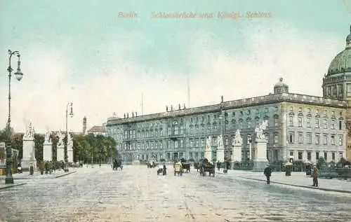 Germany Berlin Schlossbrucke und Konigliche Schloss