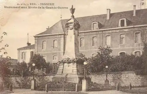France Issoire (Puy de Dome) Monument aux Morts de la Grande Guerre