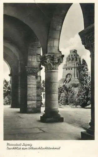 Germany Leipzig Durchblick zum Volkerschlachtdenkmal
