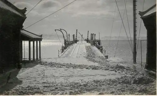 Place to identify real photo