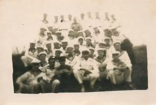Photograph ca. 6 x 9 cm navy souvenir photo