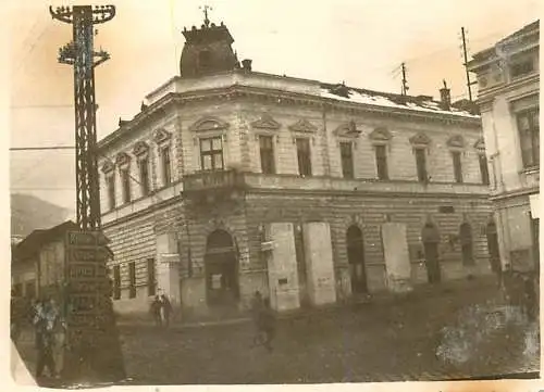 Photograph ca. 6 x 9 cm place to identify