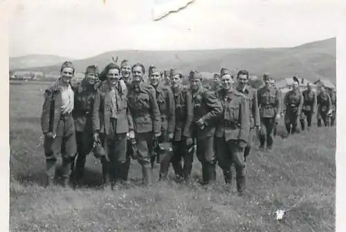 Photograph ca. 6 x 9 cm Romanian army military regimental souvenir photo