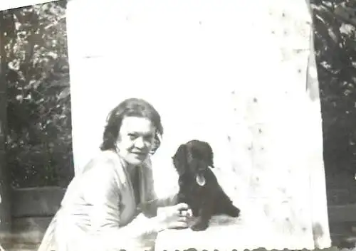 Photograph ca. 6 x 9 cm anonymous persons woman dog pet