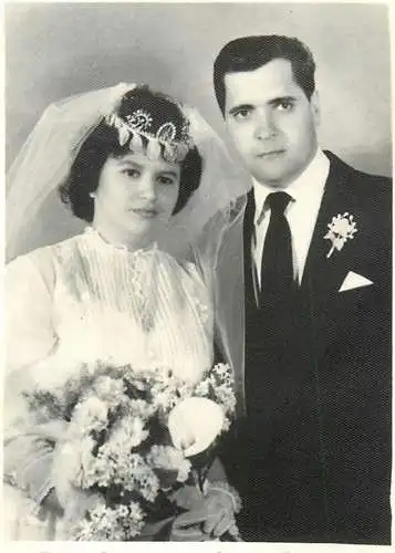 Photograph ca. 6 x 9 cm anonymous persons wedding souvenir Turda foto Horvath