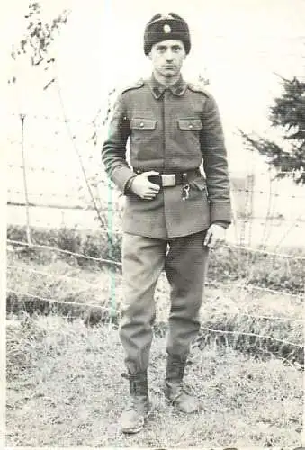 Photograph ca. 6 x 9 cm Romanian army military souvenir photo