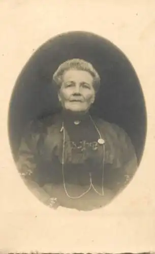 Photographic souvenir postcard woman portrait