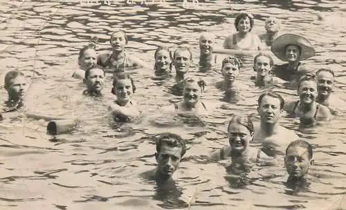 Photographic trimmed postcard 7 x 12 cm social history people bathing group foto souvenir Romania