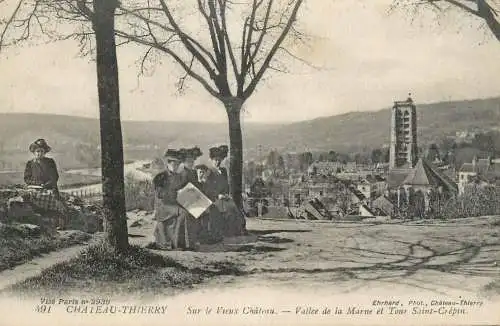 France Chateau Thierry (Aisne) Vallee de la Marne et Tour Saint Crepin