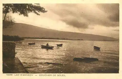 France Lac d'Annecy coucher de soleil