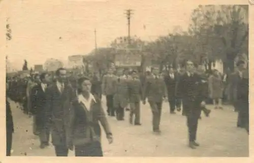 Romania 1949 anonymous persons parade event photo