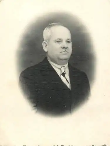 Anonymous persons Romania foto studio Omnia Craiova