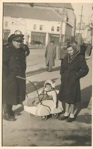 Anonymous persons Romania instant photography fotofilm V. Bondor si Gh. Oltean
