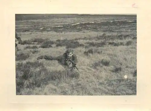 Military machine gun photo 8 x 11 cm