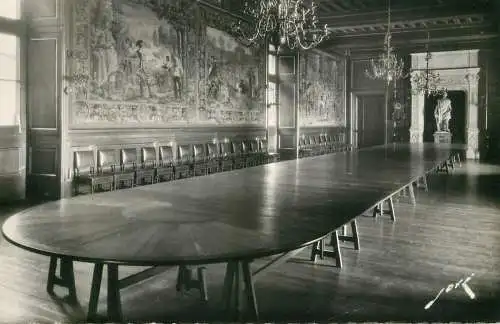 France Pau Le Chateau Table aux cent couverts