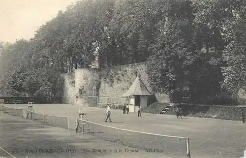 France Boulogne sur Mer Les Remparts & le Tennis