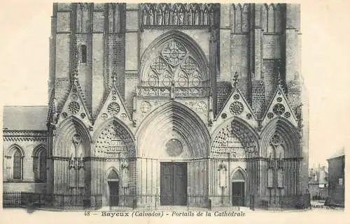 France Bayeux (Calvados) Portail de la Cathedrale