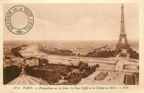 France Paris Seine , Tour Eiffel et le Champ de Mars vue panoramique