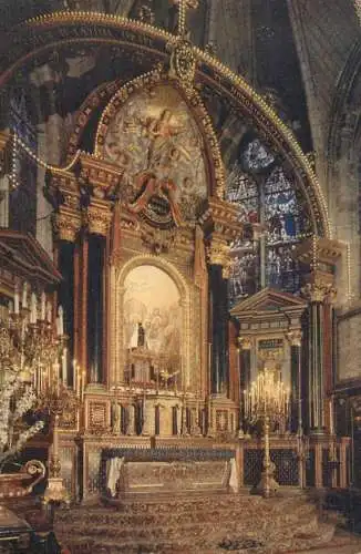 France Notre Dame de Liesse (Aisne) Le Sanctuaire vue interieure