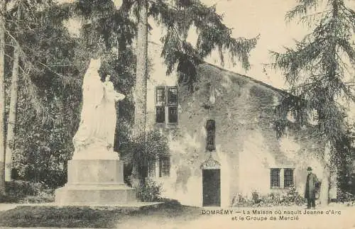 France Domremy Jeanne d'Arc birth house et le Groupre de Mercie