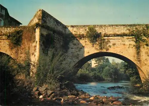 France Figeac (Lot) Pont du Pin