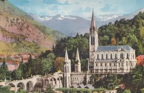 France Lourdes Les Ramps & La Basilique