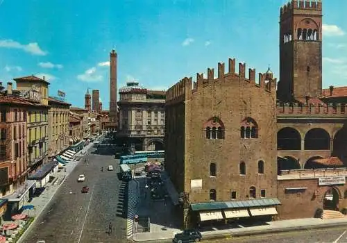 Italy Bologna Via Rizzoli