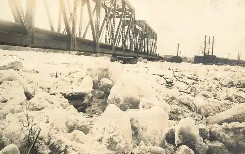 Bridge pont Brucke winter ice bridge