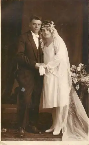 Photographic postcard Romania wedding souvenir studio Guggenberger Mairovits Sibiu