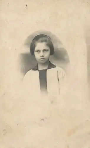Photographic souvenir postcard girl portrait Romania