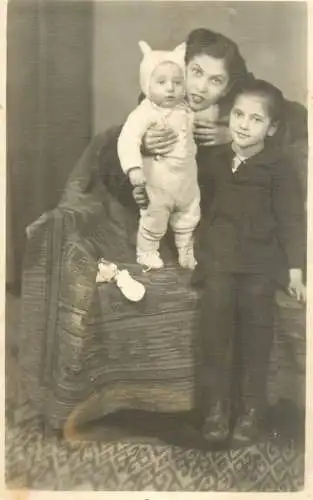 Romania family photographic souvenir postcard 1943 R. Valcea