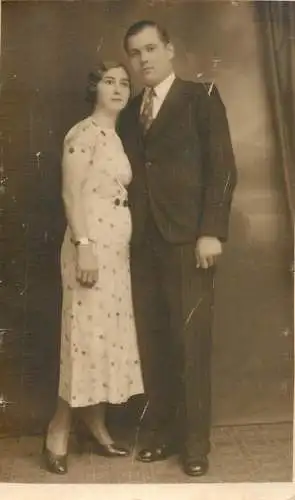 Romania photographic postcard couple souvenir studio Foto Princiar