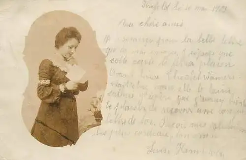 Woman reading letter Krefeld 1903 photo postcard