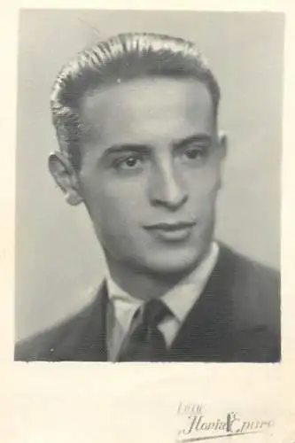 Anonymous persons foto studio Horia Epure 1942 Romania