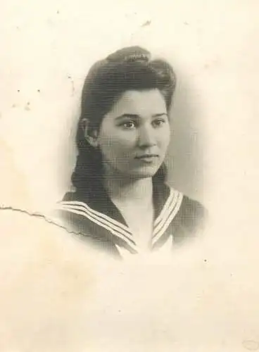 Anonymous persons portrait Romania uniform coiffure (crease)