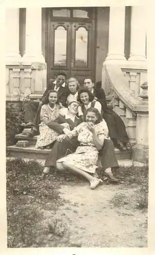 Romania Tartasesti Dambovita anonymous persons souvenir photo