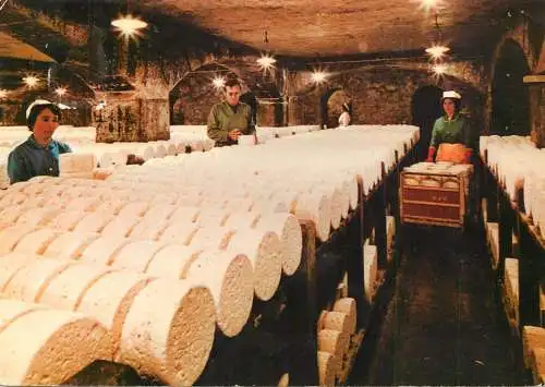 France Roquefort bee cheese cave