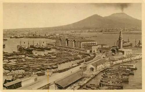 Italy Naples il porto