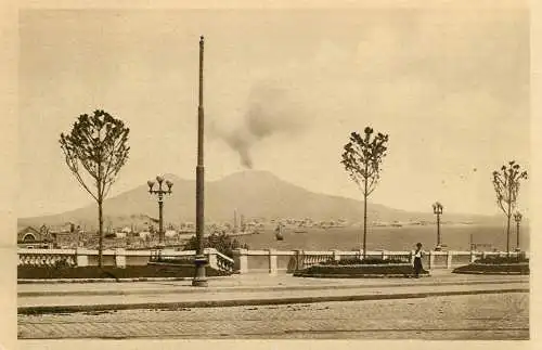 Italy Naples la nuova Via Litoranea 1927