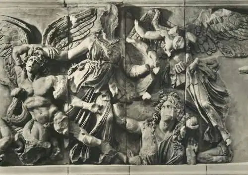 Germany Berlin Museum Antiken Sammlung Kampf der Athena gegen Alkyoneus