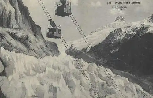 Switzerland Generalansicht vom Wetterhorn Aufzug telecabine