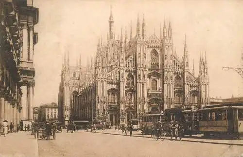 Italy Milano piazza del duomo