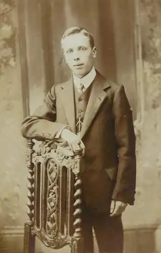 Social history annonymous persons souvenir photo elegant young man