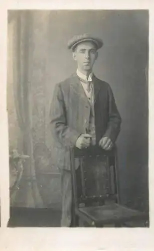 Social history annonymous persons souvenir photo elegant man hat