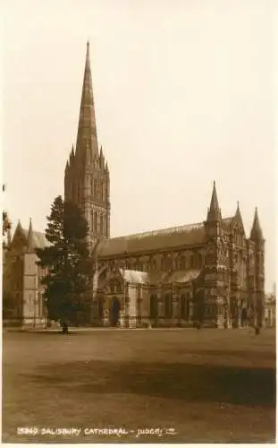 England Salisbury cathedral