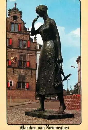 Mariken van Nieumeghen statue